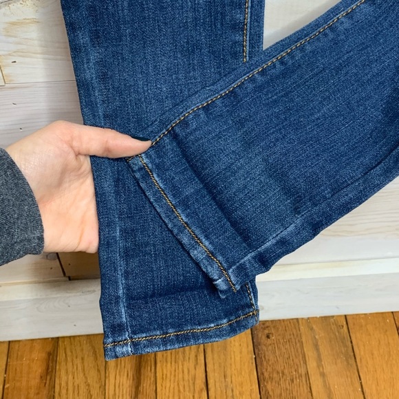 Size 0 Medium Washed Patched Distressed Jeans - Picture 5 of 10